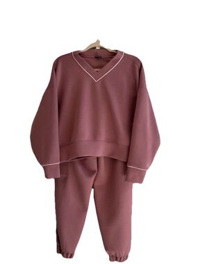 Express V Neck Pullover and Cargo Jogger Set Pink Women's Size Small